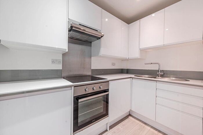 1 Bedroom Flat To Rent In Imperial Drive, Rayners Lane, Harrow, HA2