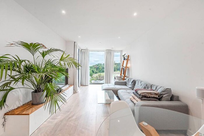 1 Bedroom Flat To Rent In College Road, Harrow, HA1