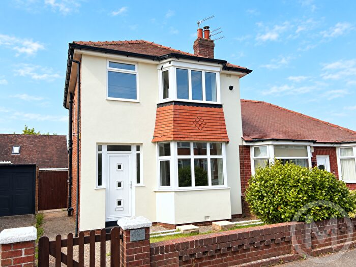 3 Bedroom Semi-Detached House For Sale In Newton Avenue, Poulton-Le-Fylde, FY6