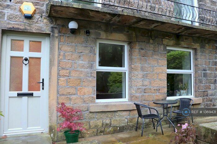 2 Bedroom Flat To Rent In Mount Pleasant, Ilkley, LS29