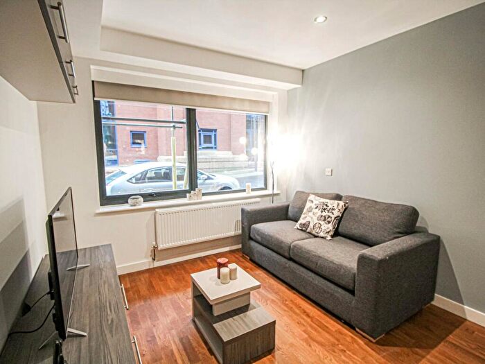 1 Bedroom Apartment To Rent In Apt, Havana Residence #, LS2