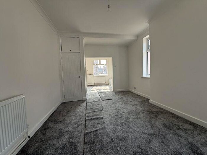 3 Bedroom End Of Terrace House For Sale In Maclagan Street, Stoke-On-Trent, ST4