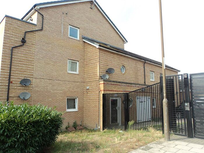 1 Bedroom Flat To Rent In Bailey Close, Thamesmead, London, SE28