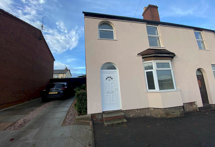 3 Bedroom Semi-Detached House To Rent In St. Andrews Street, Dudley, West Midlands, DY2