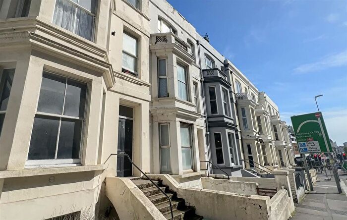 2 Bedroom Maisonette To Rent In Cambridge Road, Hastings, TN34