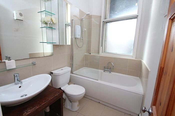 1 Bedroom Property To Rent In Queen Street, Newcastle Upon Tyne, NE1