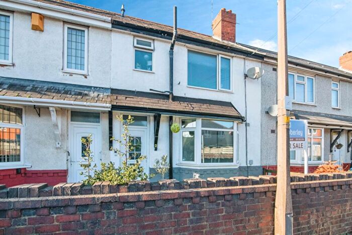 3 Bedroom Terraced House For Sale In Bridge Avenue, Tipton, DY4
