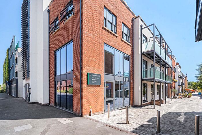 1 Bedroom Flat For Sale In Threadneedle Road, Farnham, Surrey, GU9