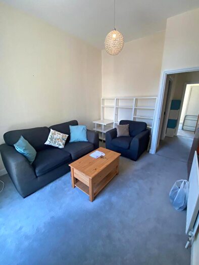 1 Bedroom Flat To Rent In Camden Street, London, NW1