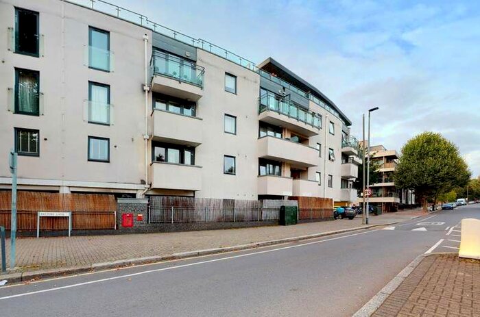 1 Bedroom House To Rent In Hurley Court, 215 Mitcham Road, London, SW17