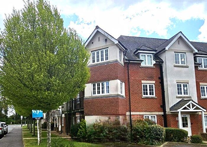 1 Bedroom Flat To Rent In Wellesbourne Road, High Wycombe, HP13