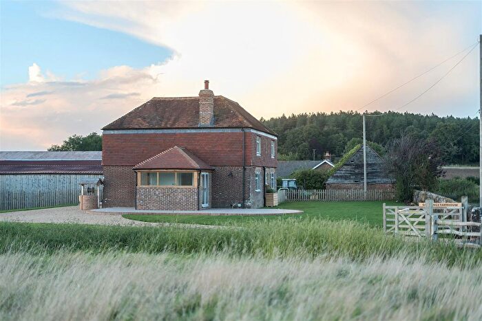 4 Bedroom Detached House To Rent In Elsted, Nr, Midhurst, West Sussex, GU29