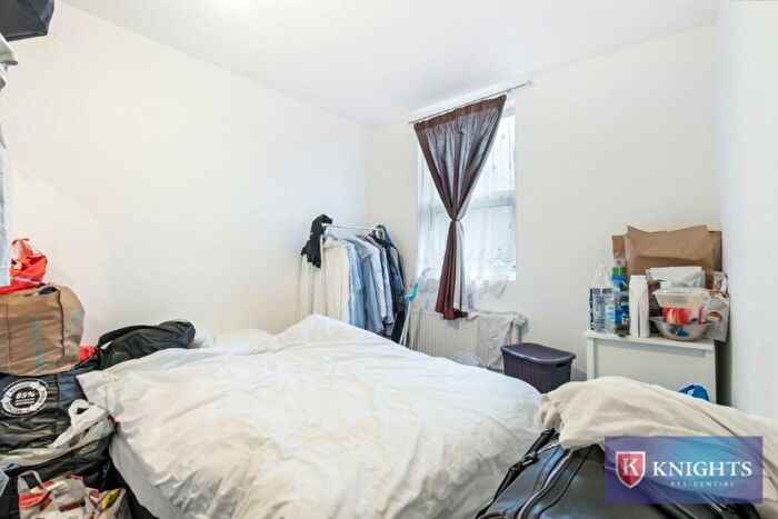 3 Bedroom Terraced House For Sale In Pretoria Road North, Edmonton Tottenham, London, N18