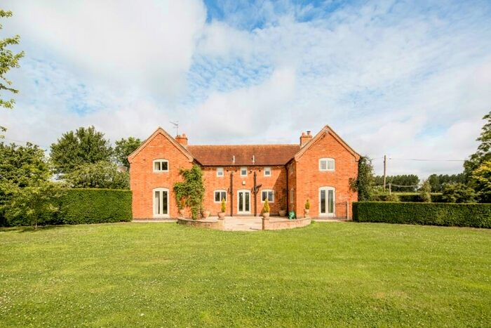 4 Bedroom Detached House To Rent In Sherbourne, Warwickshire, CV35