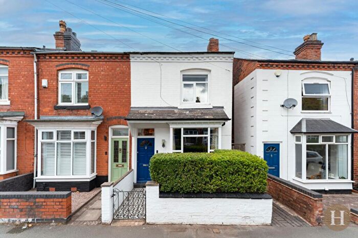 3 Bedroom End Of Terrace House For Sale In Gordon Road, Harborne, B17