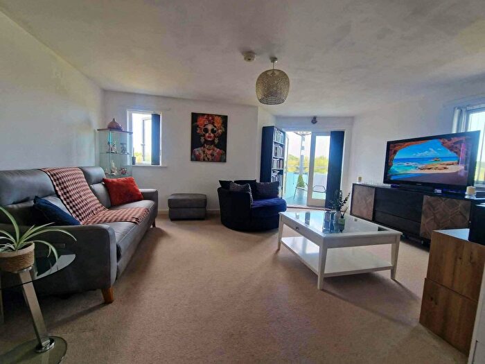 2 Bedroom Flat For Sale In Whitelake Place, West Golds Way, Newton Abbot, TQ12