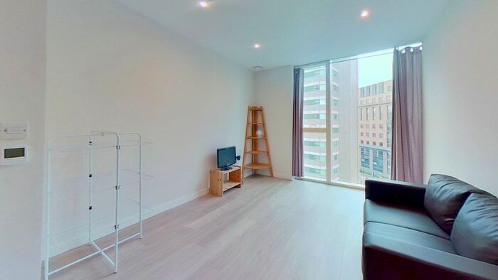 1 Bedroom Flat To Rent In Tennyson Apartments, Saffron Central Square, Croydon, CR0