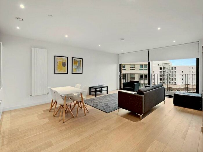 2 Bedroom Apartment To Rent In Starboard Way, London, E16