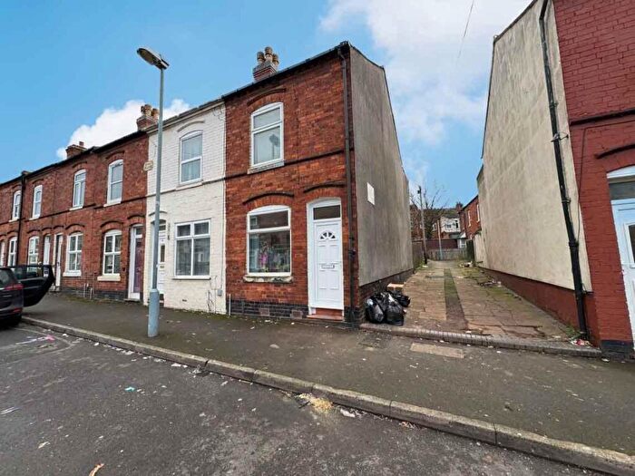 3 Bedroom End Of Terrace House For Sale In Eva Road, Birmingham, West Midlands, B18