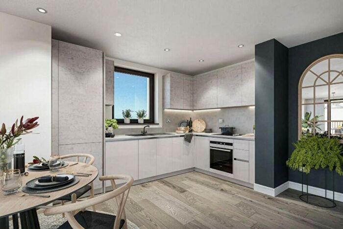 1 Bedroom Apartment For Sale In Alfreton Road, Nottingham, NG7