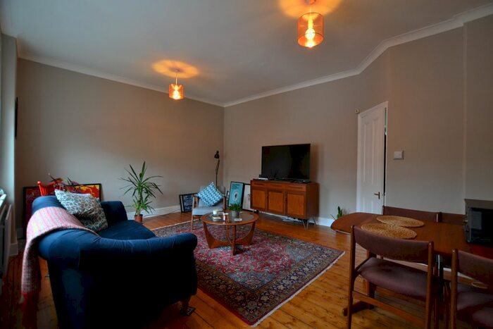 3 Bedroom Maisonette To Rent In Brinkburn Avenue, Gateshead, NE8