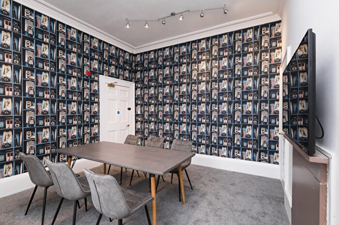 Studio To Rent In Leazes Terrace, Newcastle Upon Tyne, NE1