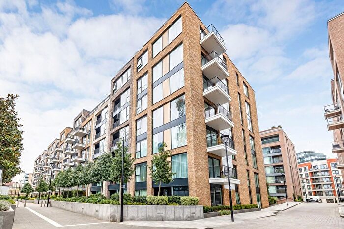 2 Bedroom Flat To Rent In Fairwater House, Chelsea Creek, Fulham, SW6