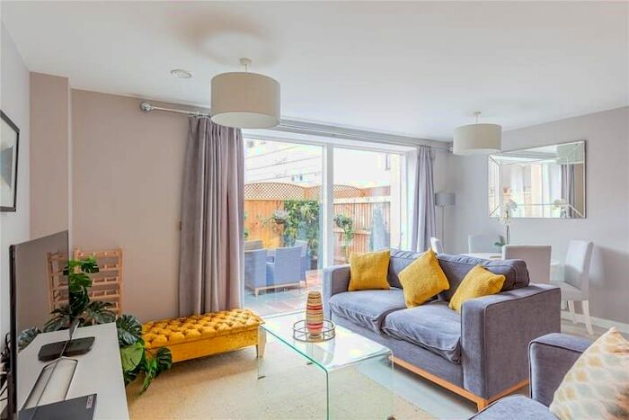 3 Bedroom Property To Rent In Bishop Street, St Pauls, Bristol, BS2