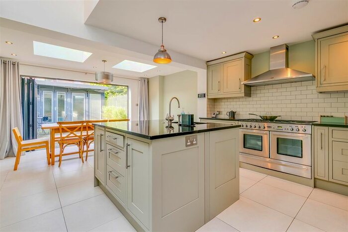 4 Bedroom Terraced House To Rent In Duke Road, London, W4