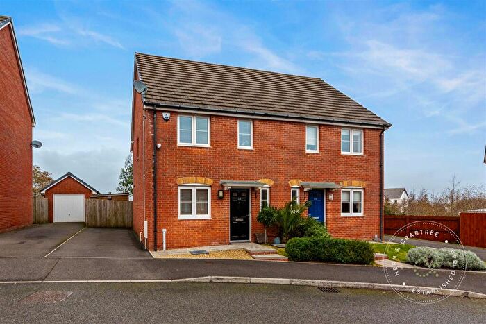 3 Bedroom Semi Detached House For Sale In Picca Close, St Lythans Park, Cardiff, CF5