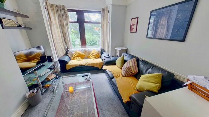 6 Bedroom Terraced House To Rent In Langdale Terrace, Headingley, Leeds, LS6