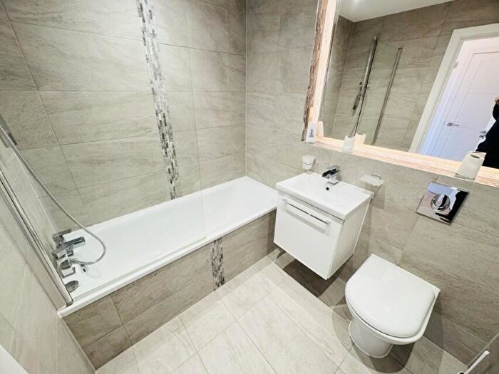 1 Bedroom Apartment To Rent In Union Road, Solihull, B91