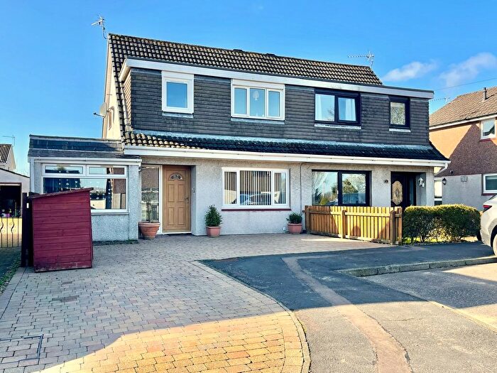 4 Bedroom Semi Detached House For Sale In Gordon Place, Kinross, KY13