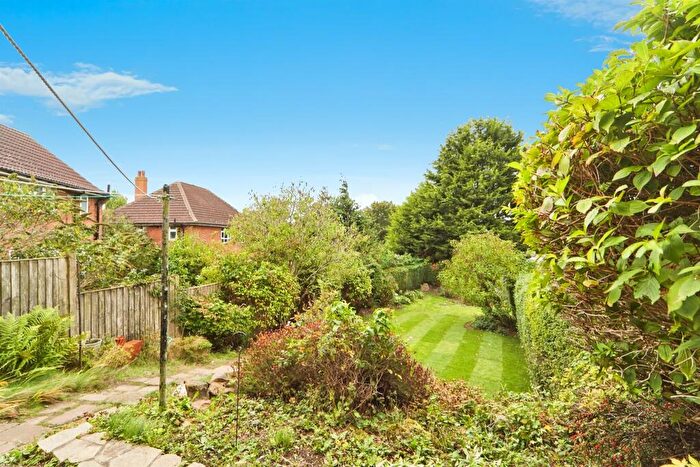 2 Bedroom Semi-Detached House For Sale In Woodnook Drive, Leeds, LS16