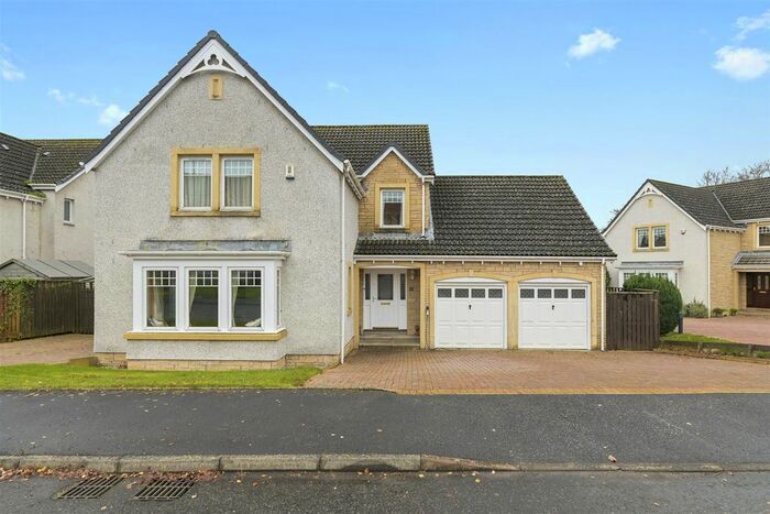 5 Bedroom Detached House For Sale In Logan Road, Torryburn, KY12