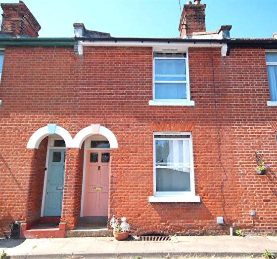 2 Bedroom Terraced House For Sale In Grove Terrace, Canterbury, CT1