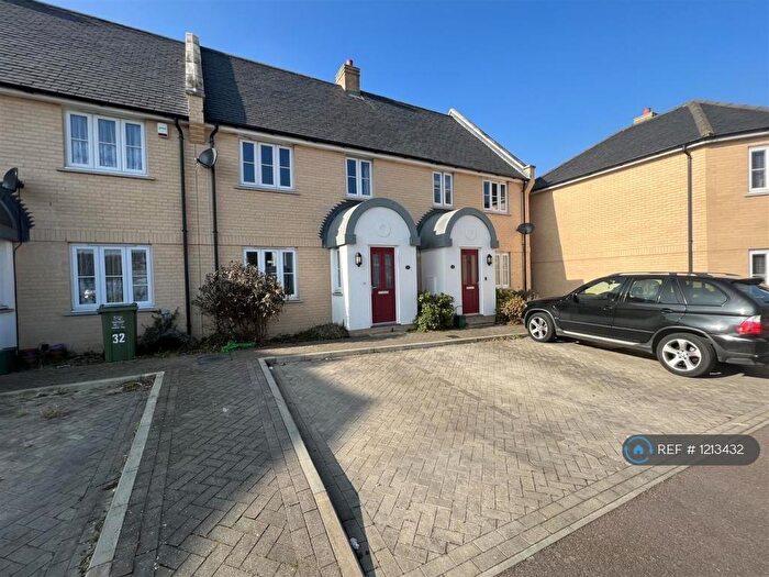 3 Bedroom Terraced House To Rent In Brimsdown Avenue, Basildon, SS15