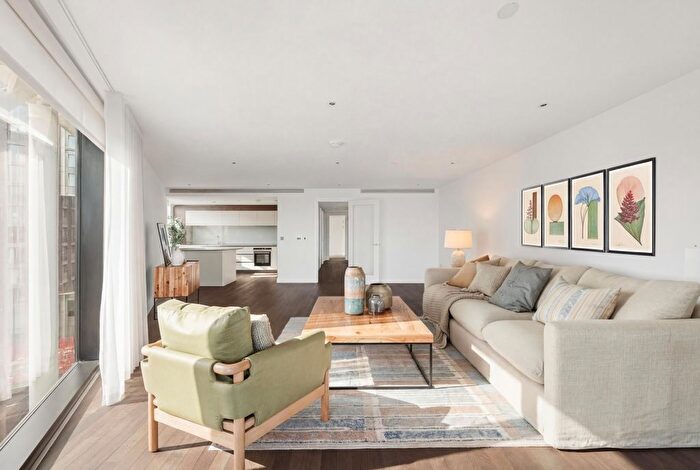 2 Bedroom Flat For Sale In Riverlight Quay, London, SW11