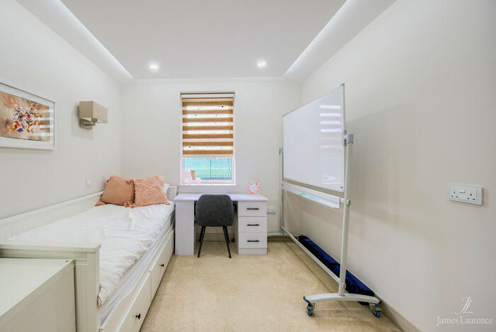 2 Bedroom Apartment For Sale In The Willows, Edgbaston Road, Edgbaston, B12