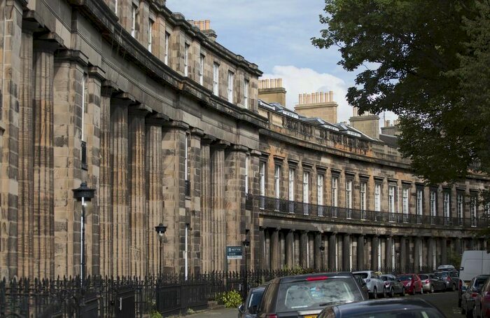 3 Bedroom Flat To Rent In F St Bernard's Crescent, Edinburgh, EH4