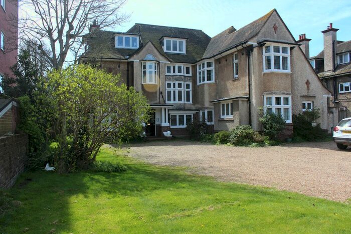 2 Bedroom Flat To Rent In The Goffs, Eastbourne BN21