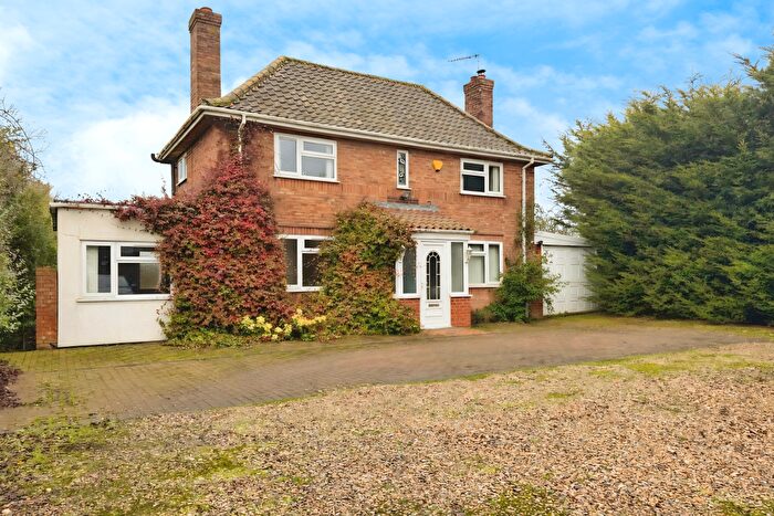 2 Bedroom Detached House To Rent In Norwich Road, Middleton, PE32