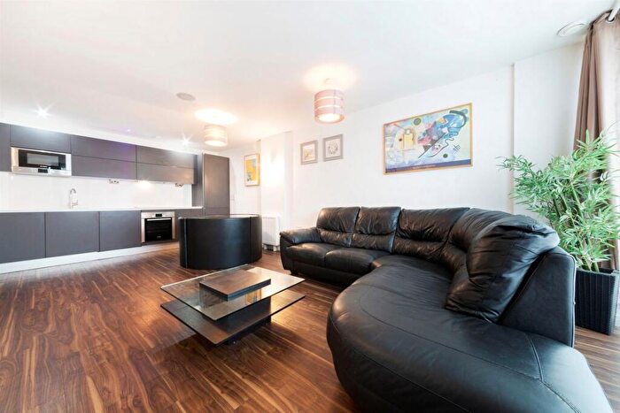 2 Bedroom Flat To Rent In Ratcliffe Cross Street, Limehouse, E1