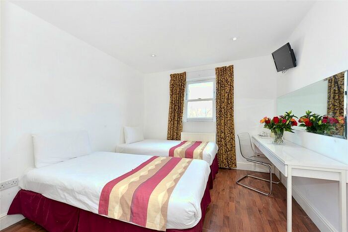 Studio To Rent In Queensborough Terrace, Bayswater, London W2