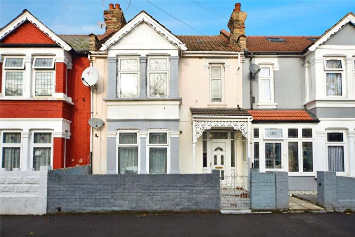 4 Bedroom Terraced House For Sale In Lathom Road, East Ham, London, E6