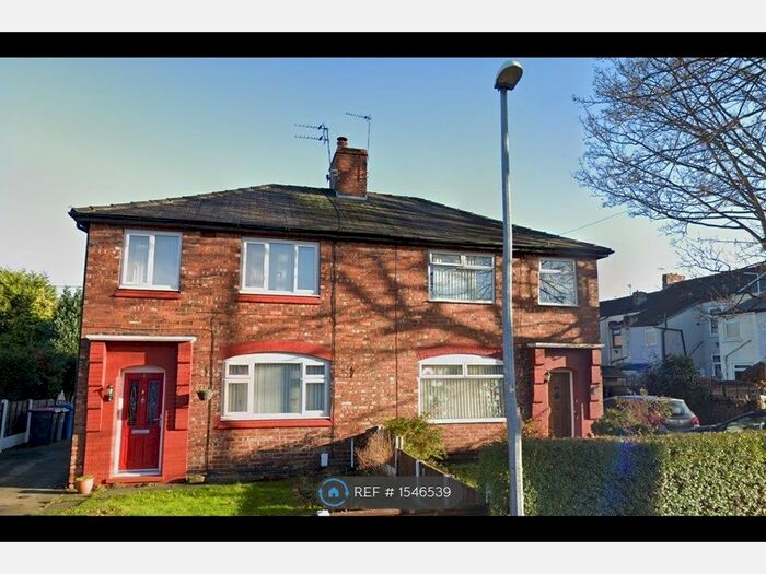 3 Bedroom Semi-Detached House To Rent In Schofield Road, Eccles, Manchester, M30