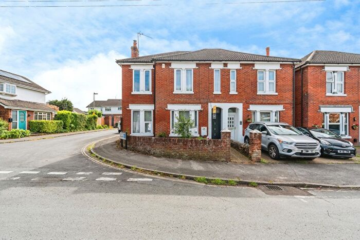 6 Bedroom Semi Detached House For Sale In Scotter Road, Bishopstoke, Eastleigh, Hampshire, SO50