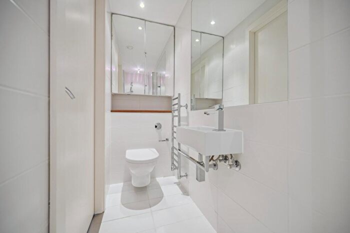 1 Bedroom Flat To Rent In Meadowside Quay Walk, Flat -, Glasgow Harbour, Glasgow, G11