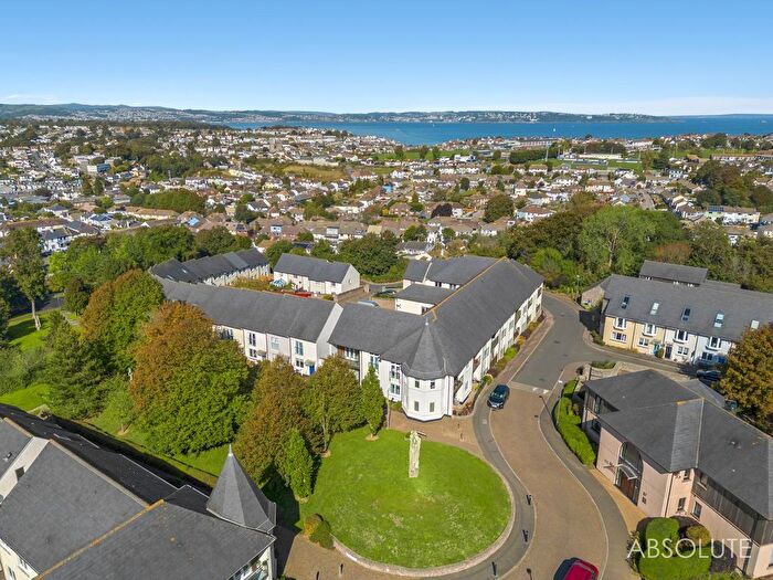 2 Bedroom Flat For Sale In St. Marys Hill, Brixham, TQ5