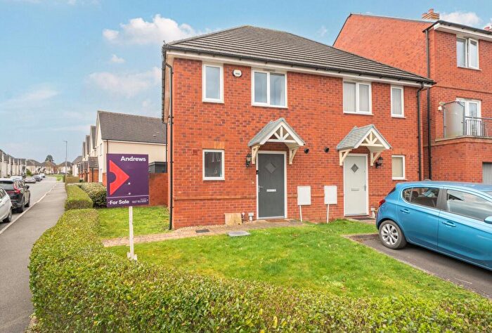 2 Bedroom Semi Detached House For Sale In Tiberius Road, Keynsham, Bristol, Somerset, BS31